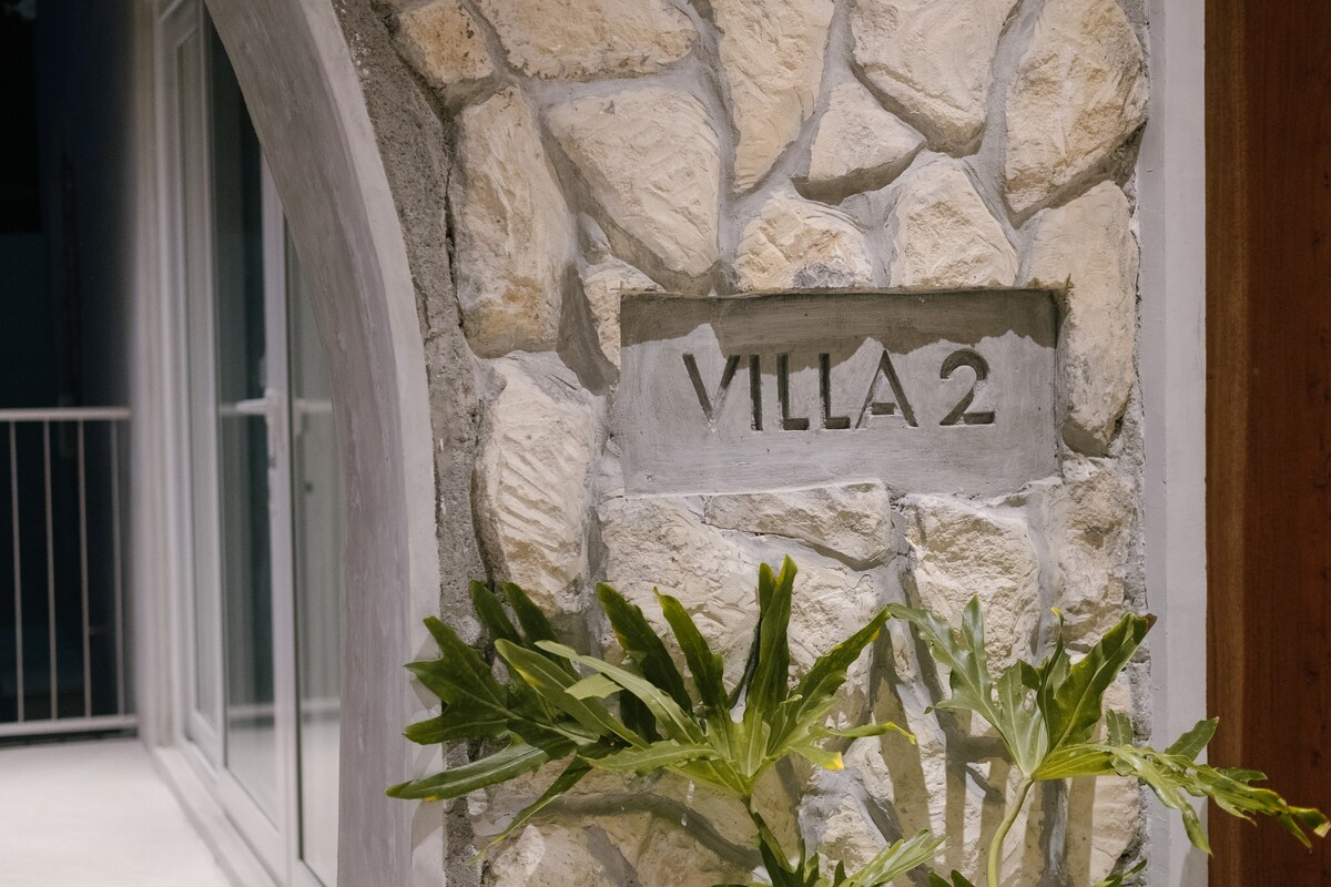 Villa 2 interior